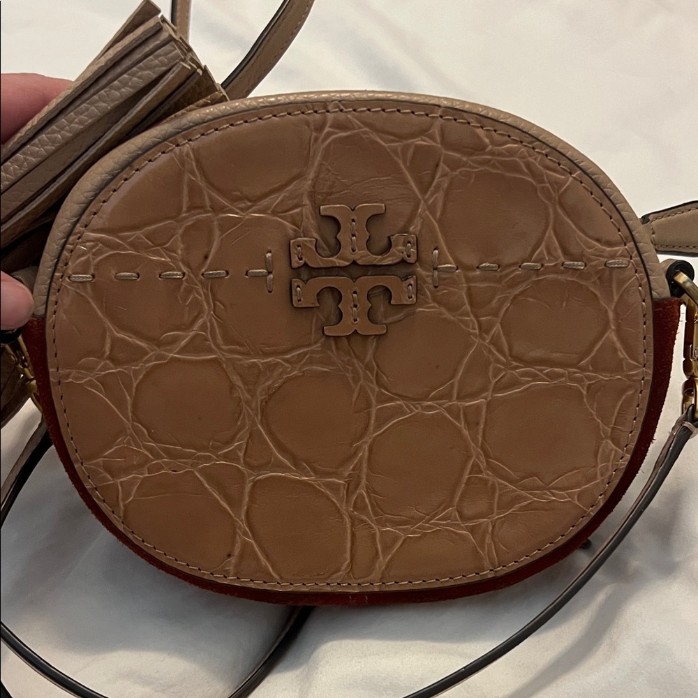 Tory Burch Crossbody with Tan and Burnt Orange Sued. Wear shown in pics.